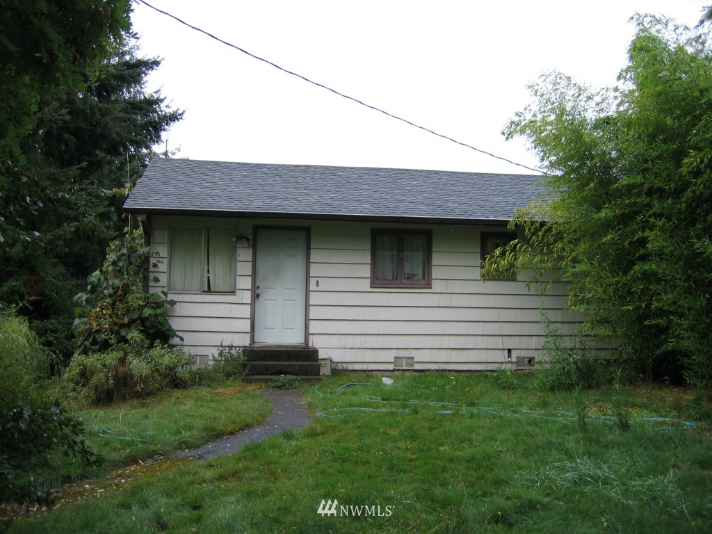 101 Union Avenue Northeast Renton, WA 98059 - Photo 1 of 2
