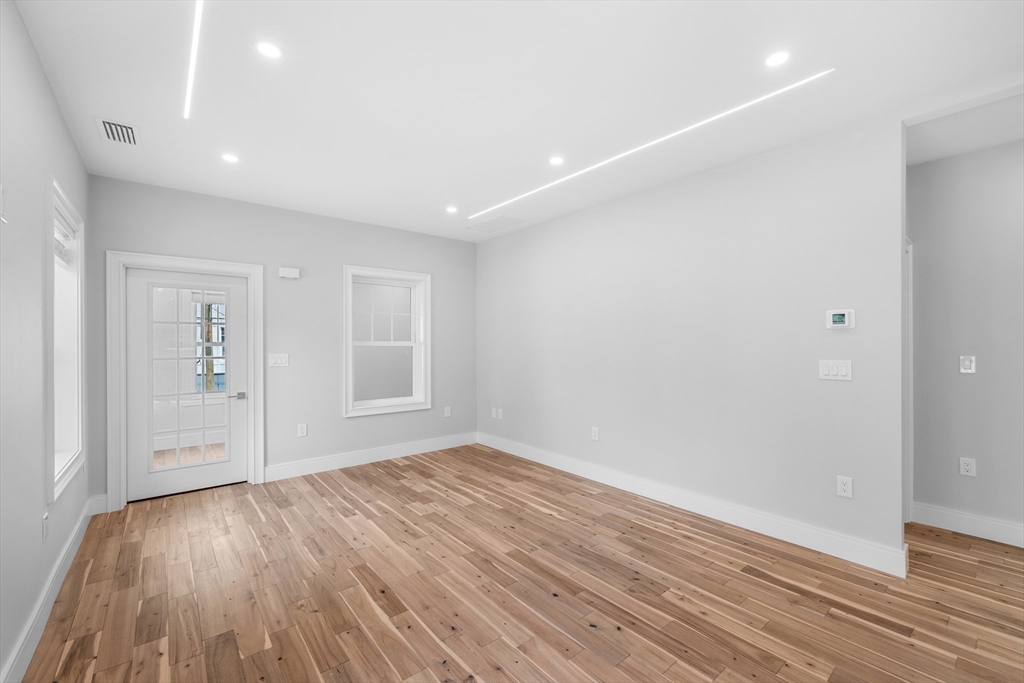 30 Pitman Road, Unit 2 Swampscott, MA 01907 - Photo 9 of 42