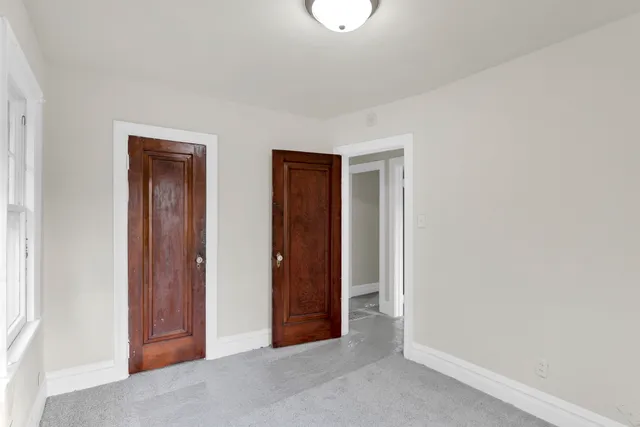 $269,000 | 624 Lincoln Avenue, Elgin, IL 60120