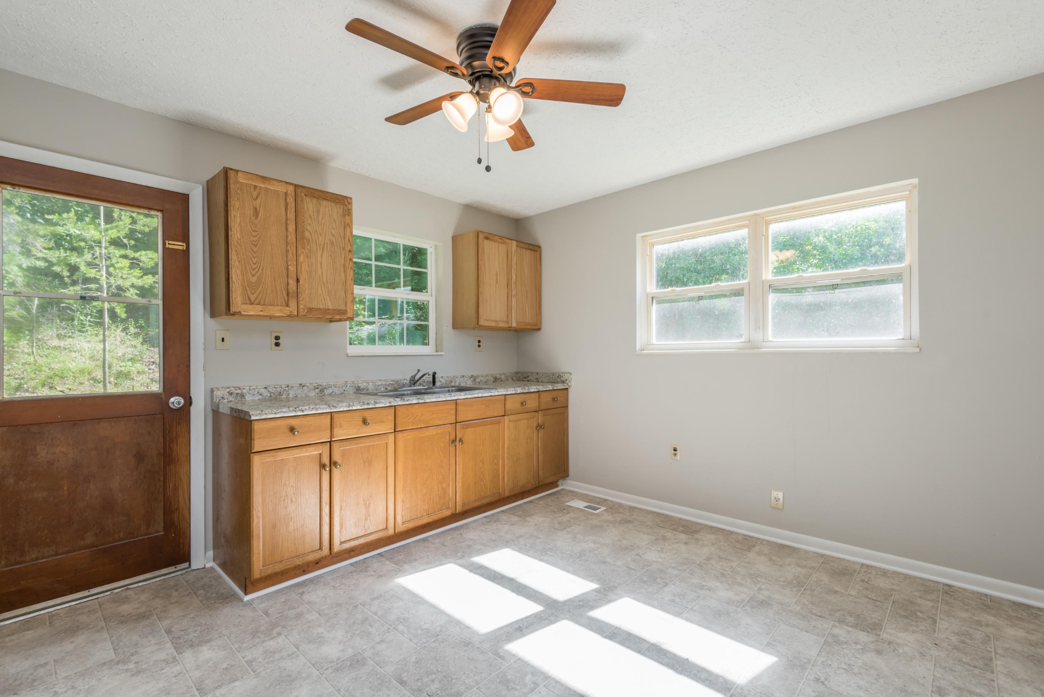 119 Tater Valley Road Luttrell, TN 37779 - Photo 12 of 27