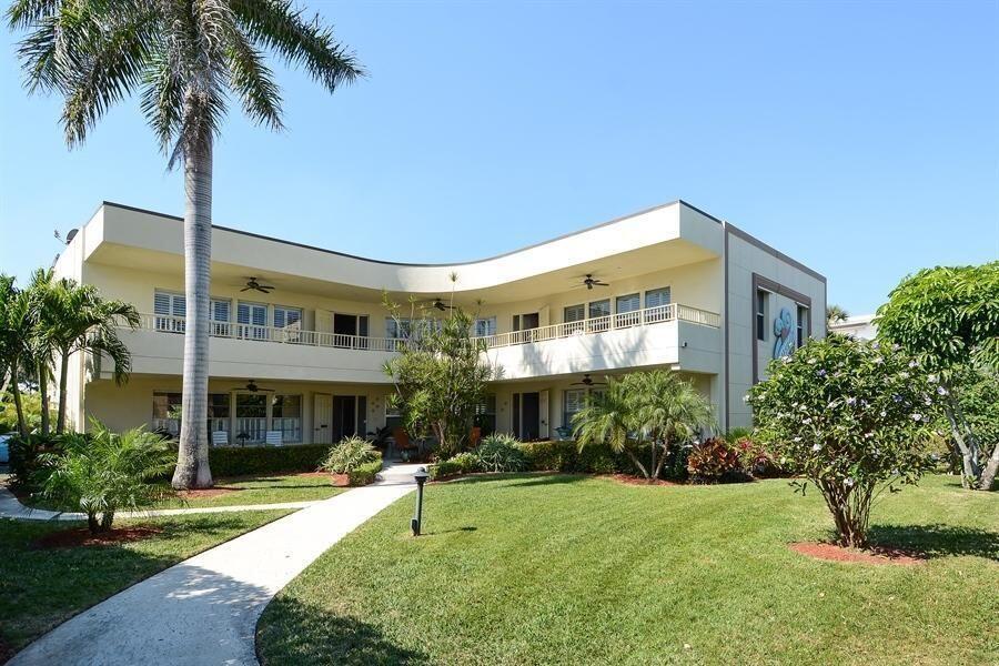 202 Gleason Street, Unit 3 Delray Beach, FL 33483 - Photo 1 of 34 Crest Condo