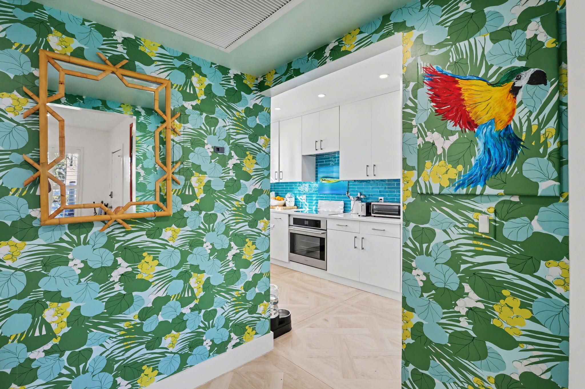 202 Gleason Street, Unit 3 Delray Beach, FL 33483 - Photo 11 of 34 Hallway