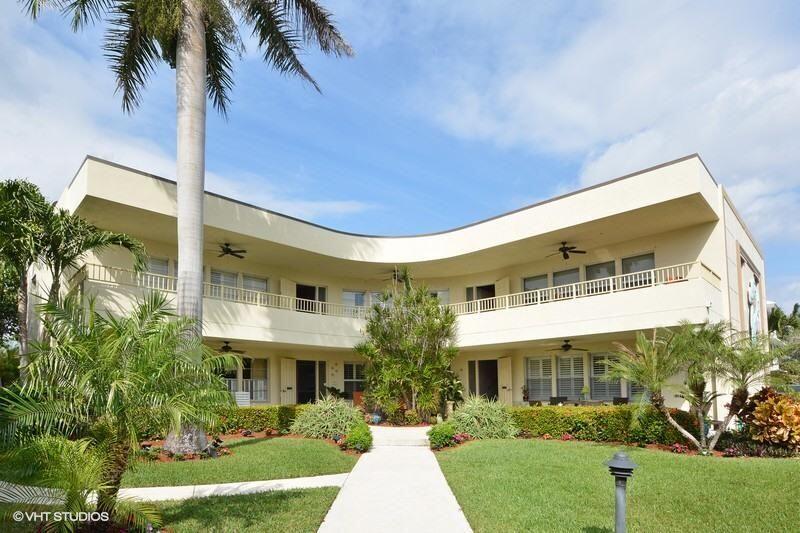 202 Gleason Street, Unit 3 Delray Beach, FL 33483 - Photo 24 of 34 East facing patio