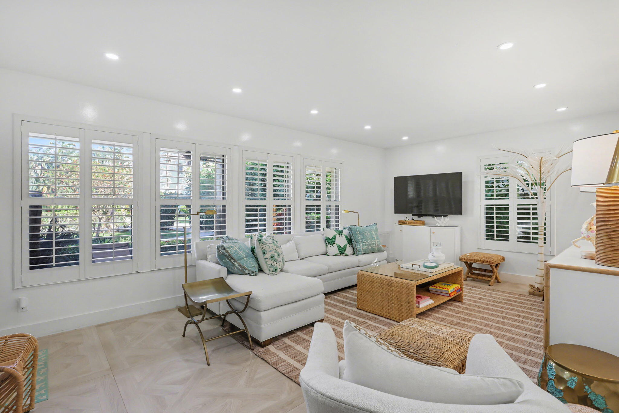 202 Gleason Street, Unit 3 Delray Beach, FL 33483 - Photo 8 of 34 Living Area