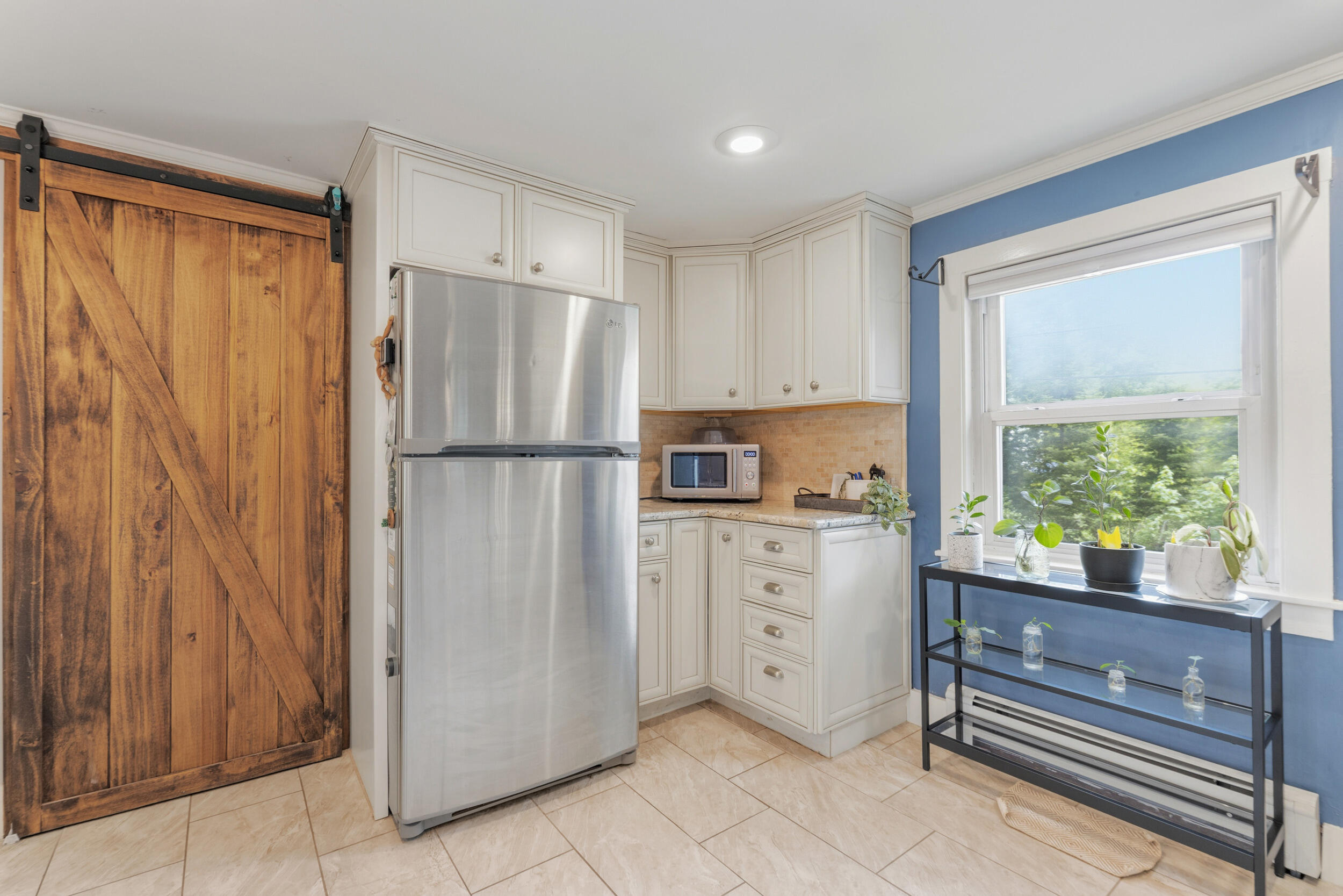 236 Ray Street Portland, ME 04103 - Photo 12 of 36 236 ray st portland-20