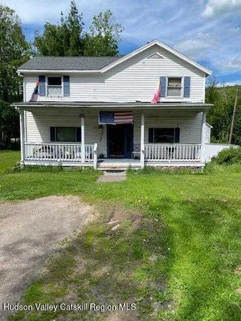 $1,250 | 294 Main Street, Unit 2, Pine Hill, NY 12465