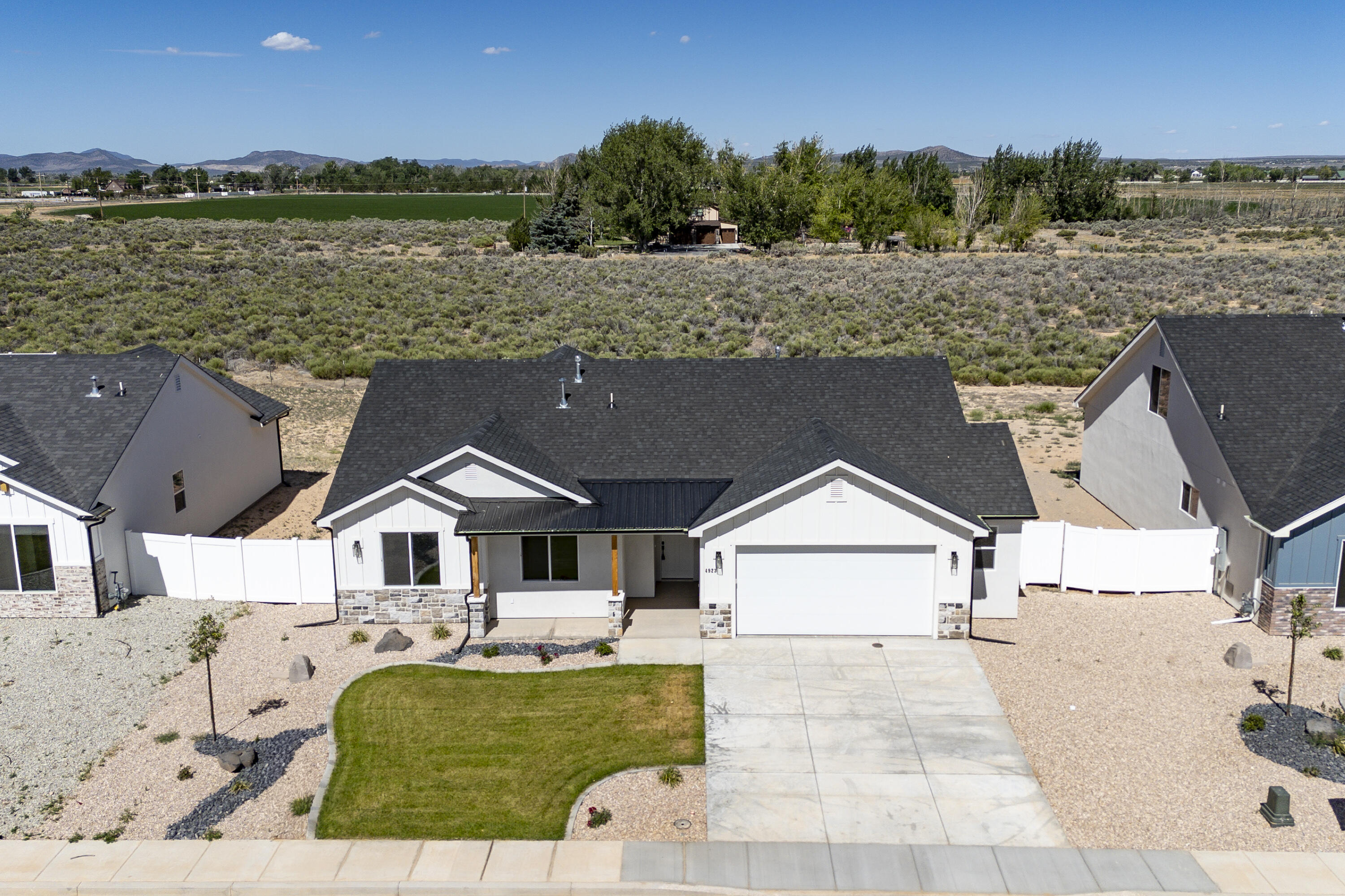 4923 North 10 East Enoch, UT 84721 - Photo 39 of 46 4923 N 10 E-48