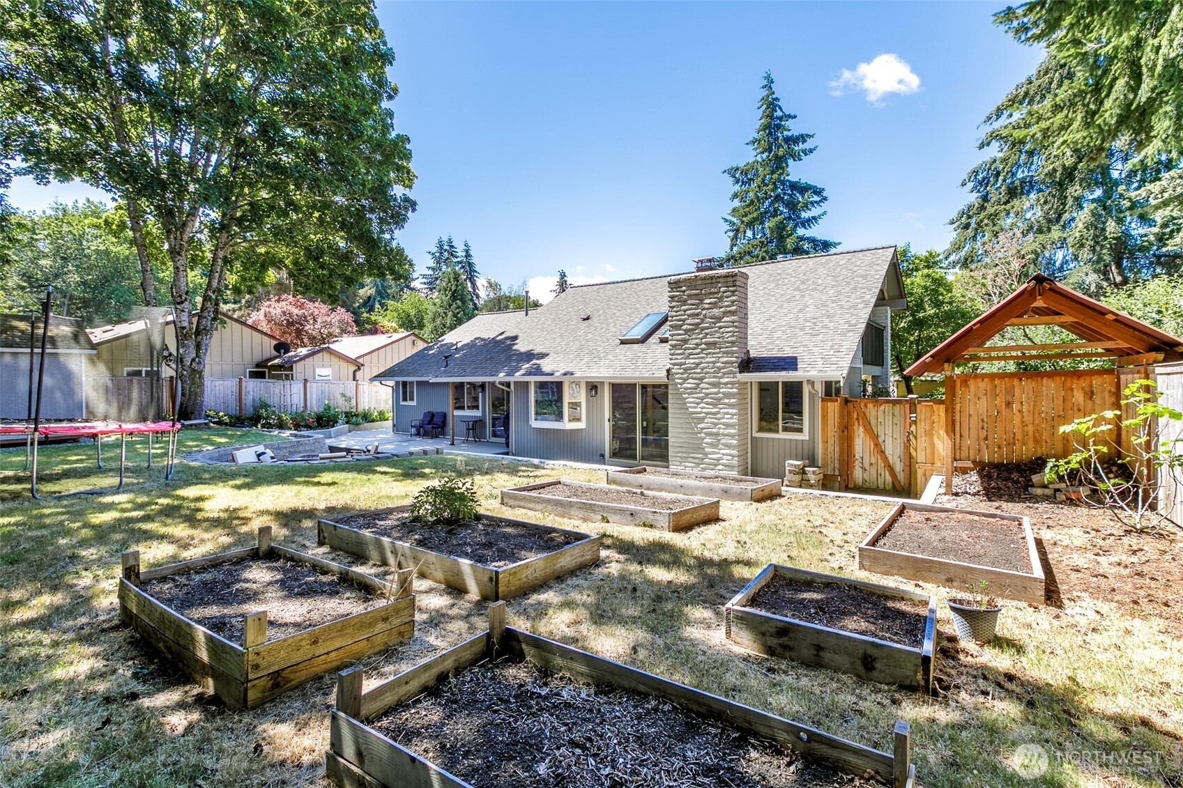105 Lila Street Steilacoom, WA 98388 - Photo 3 of 24