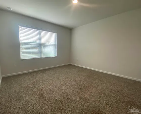 $1,900 | 6089 Secretariat Way, Pensacola, FL 32526