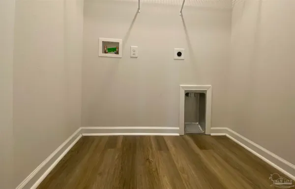 $1,900 | 6089 Secretariat Way, Pensacola, FL 32526