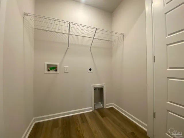 $1,900 | 6089 Secretariat Way, Pensacola, FL 32526