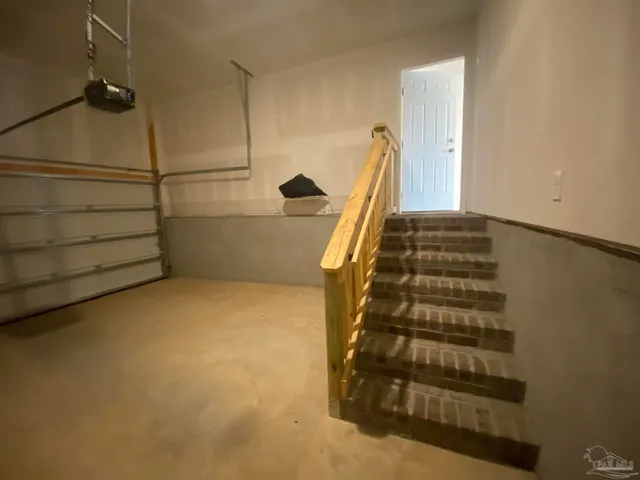 $1,900 | 6089 Secretariat Way, Pensacola, FL 32526