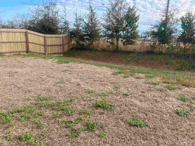 $1,900 | 6089 Secretariat Way, Pensacola, FL 32526