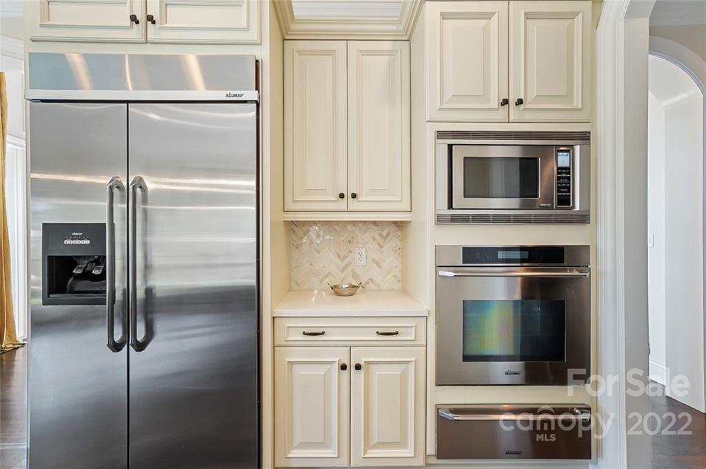 22531 Torrence Chapel Road Cornelius, NC 28031 - Photo 17 of 46 Gallery Image 17