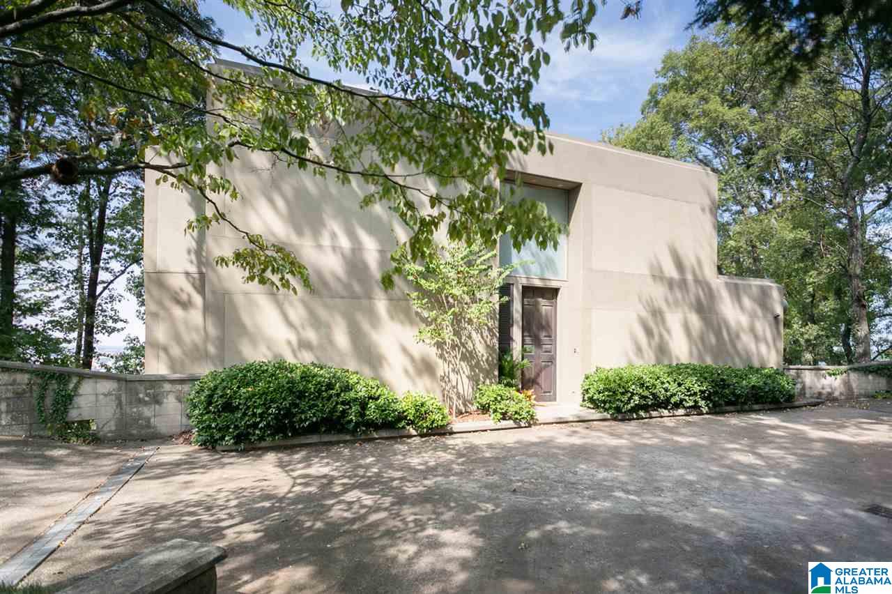 2320 Crest Road South Birmingham, AL 35223 - Photo 3 of 49