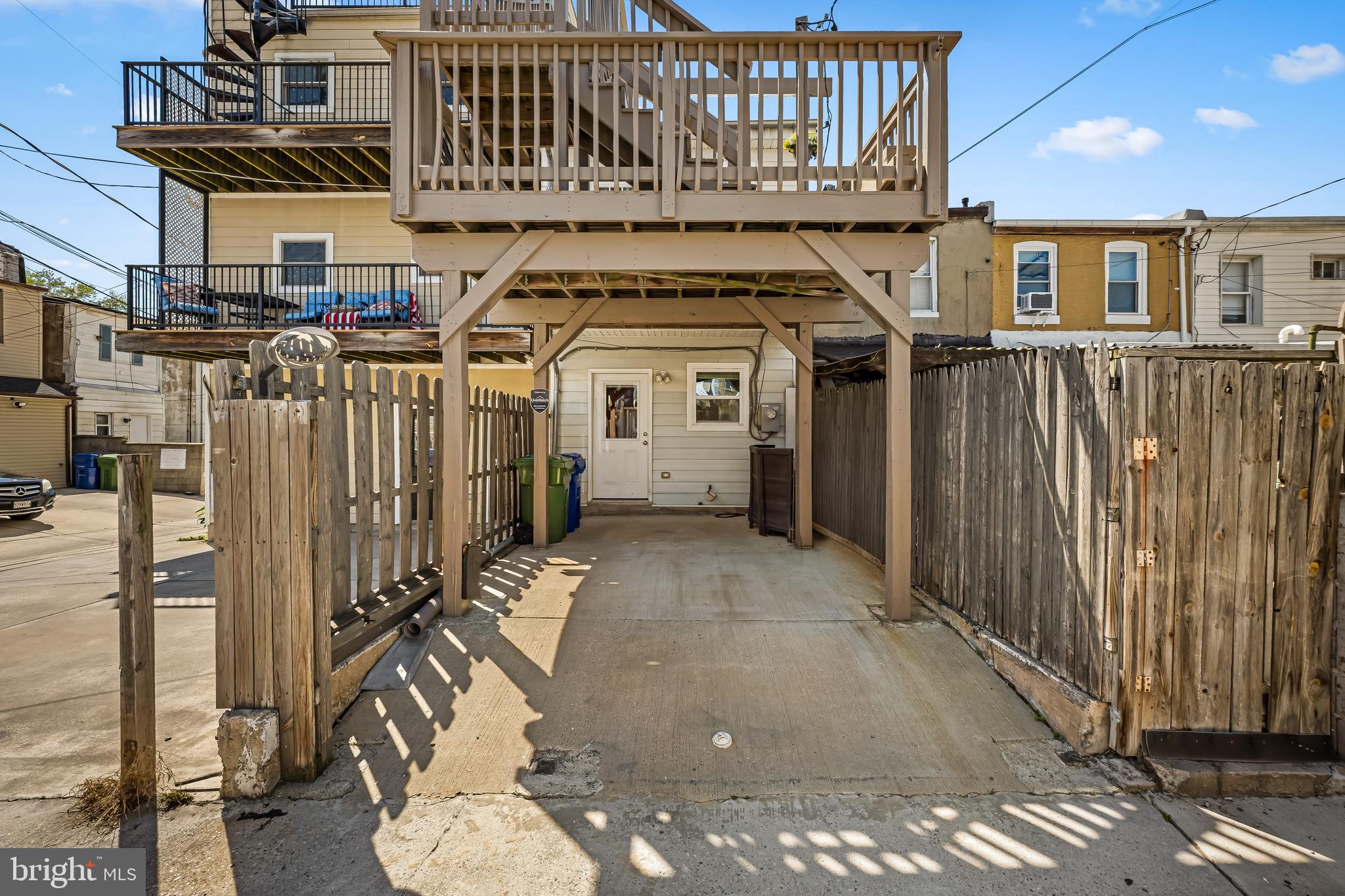 1319 Clarkson Street Baltimore, MD 21230 - Photo 3 of 42