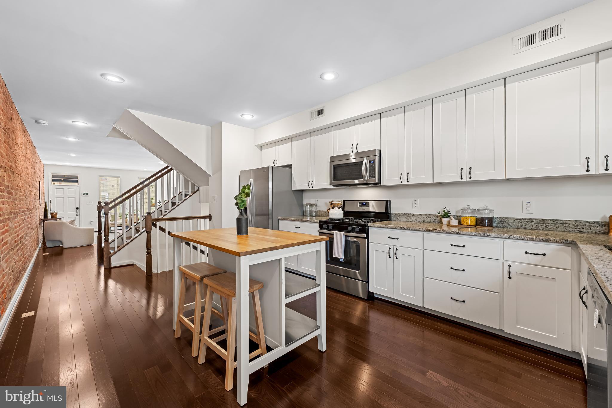 1319 Clarkson Street Baltimore, MD 21230 - Photo 10 of 42