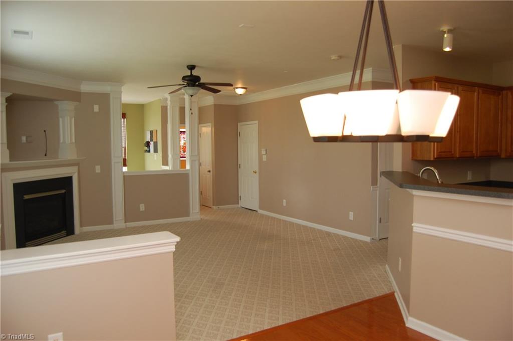 890 Hedgepath Terrace High Point, NC 27265 - Photo 8 of 27 Gallery Image 8