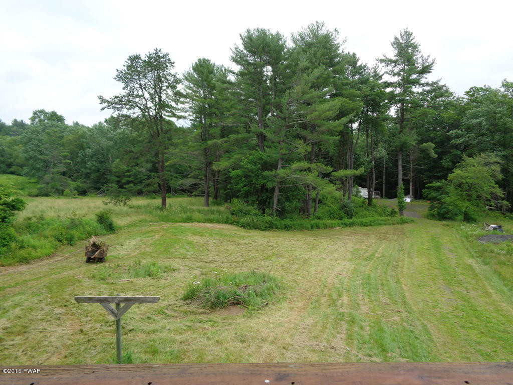 139 Rt 590 Greeley, PA 18425 - Photo 16 of 54