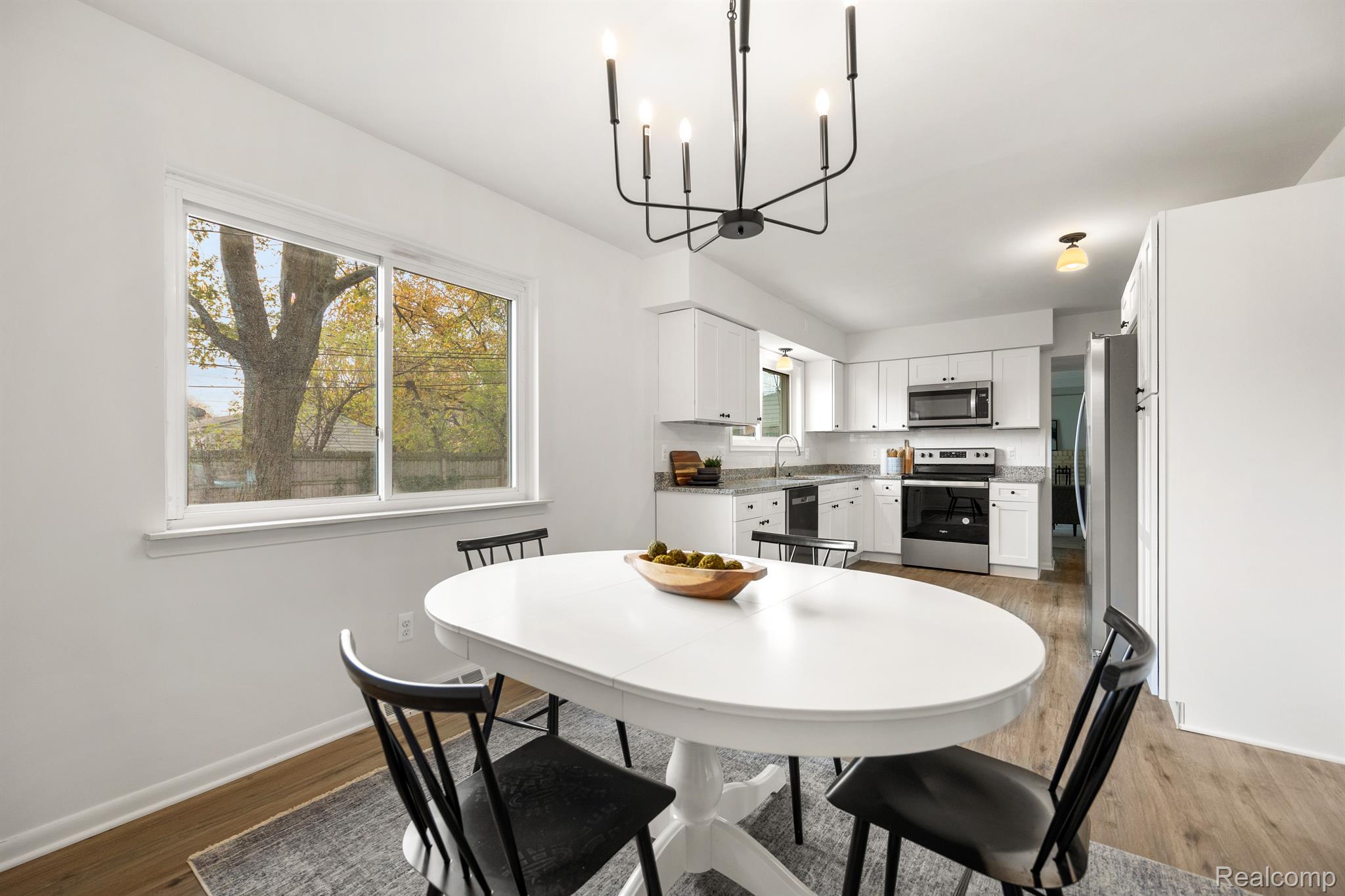 8322 Busch Street Center Line, MI 48015 - Photo 10 of 31 Gallery Image 10