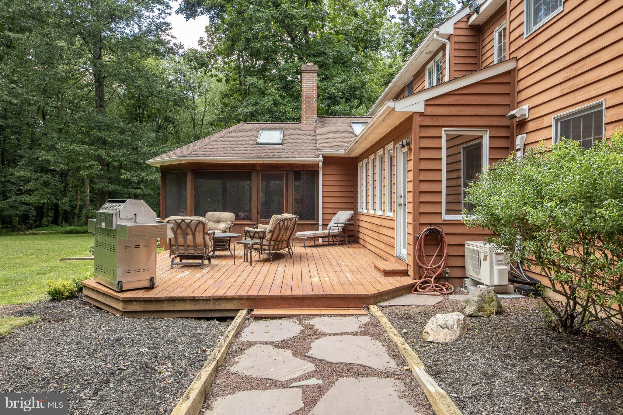 634 Elephant Road Perkasie, PA 18944 - Photo 37 of 44