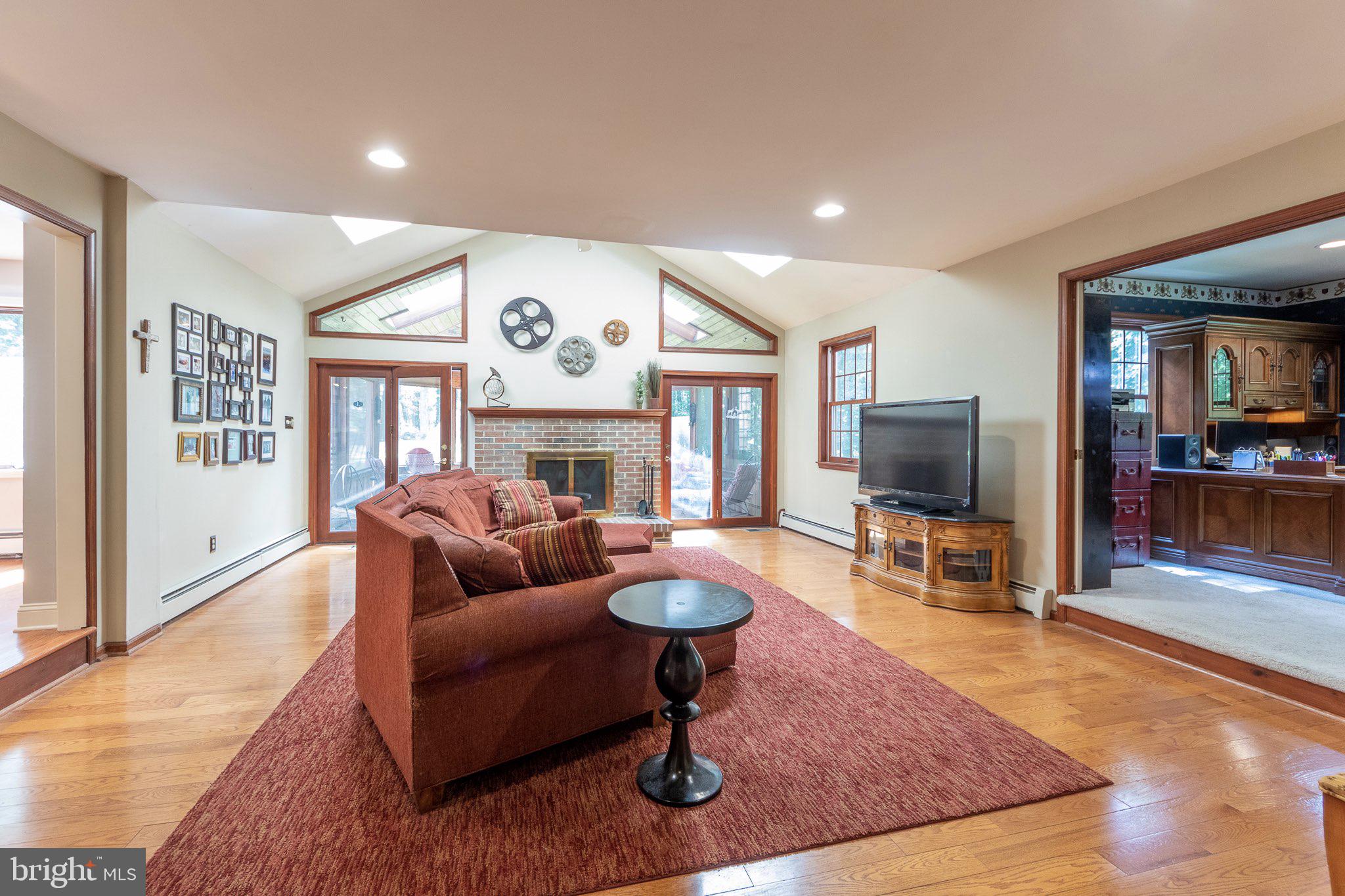 634 Elephant Road Perkasie, PA 18944 - Photo 8 of 44