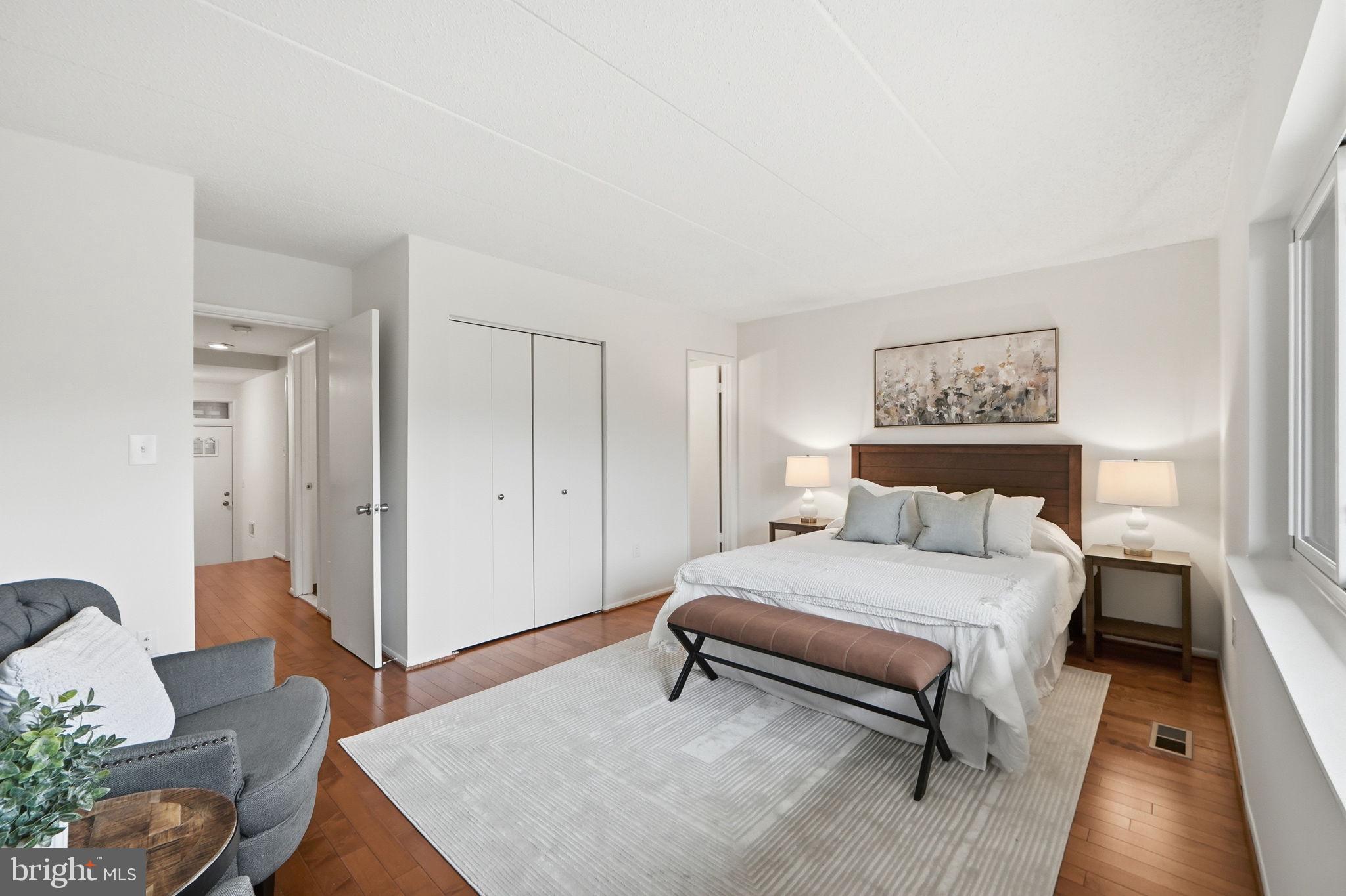 11124 Boathouse Court, Unit 89 Reston, VA 20191 - Photo 19 of 35 Spacious primary bedroom