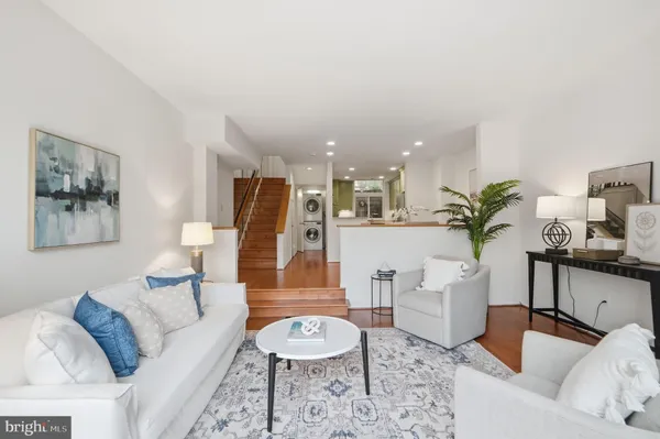 $550,000 | 11124 Boathouse Court, Unit 89, Reston, VA 20191