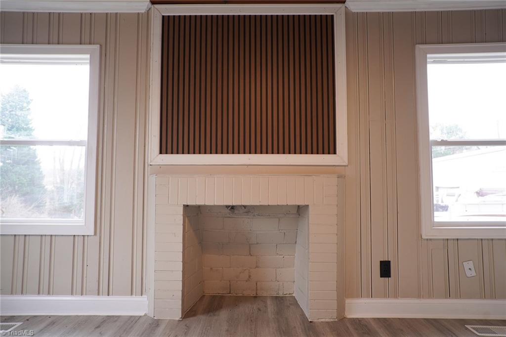 206 Northview Street High Point, NC 27260 - Photo 4 of 19