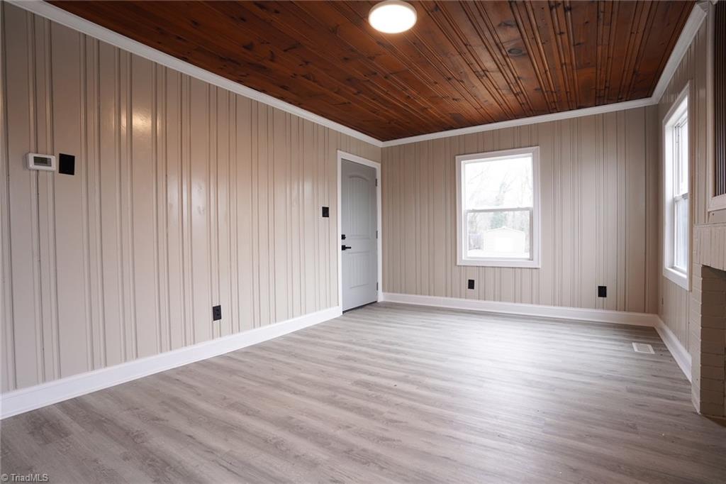 206 Northview Street High Point, NC 27260 - Photo 5 of 19