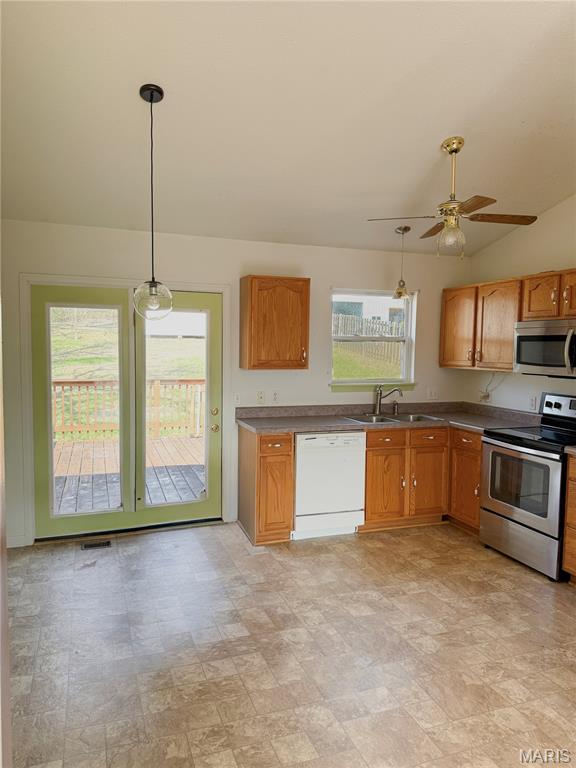 1313 Hill Road Festus, MO 63028 - Photo 5 of 9