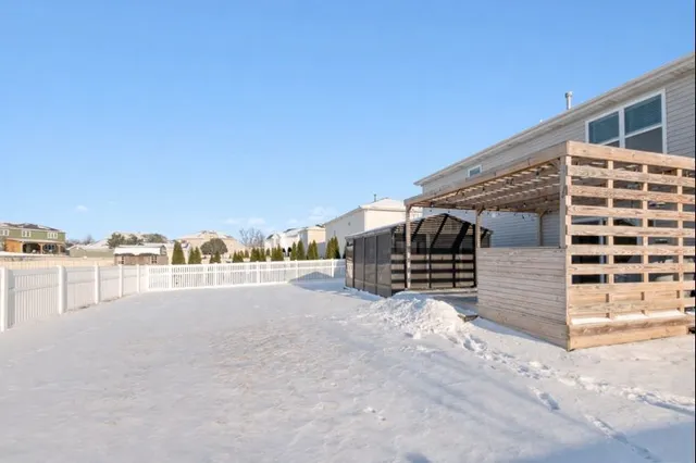 a view of a house with a outdoor space