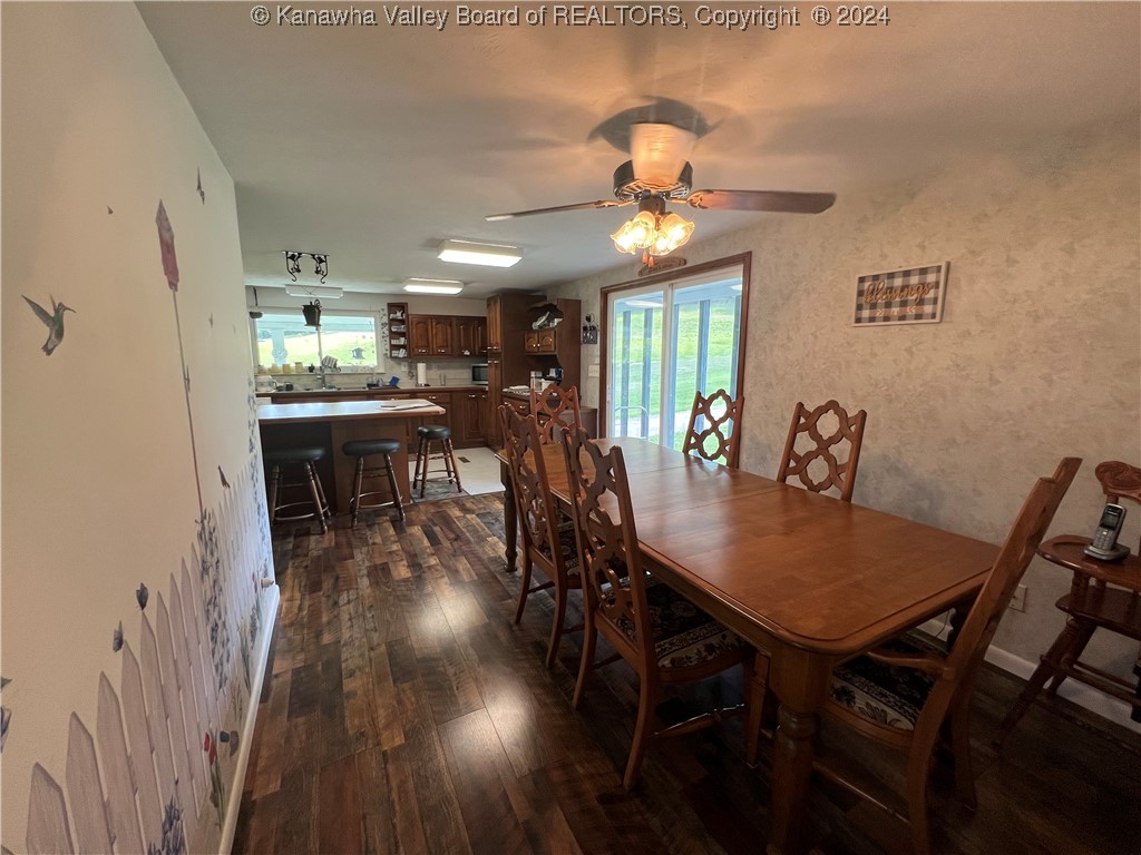 608 North Claylick Road Ravenswood, WV 26164 - Photo 4 of 31 Gallery Image 4