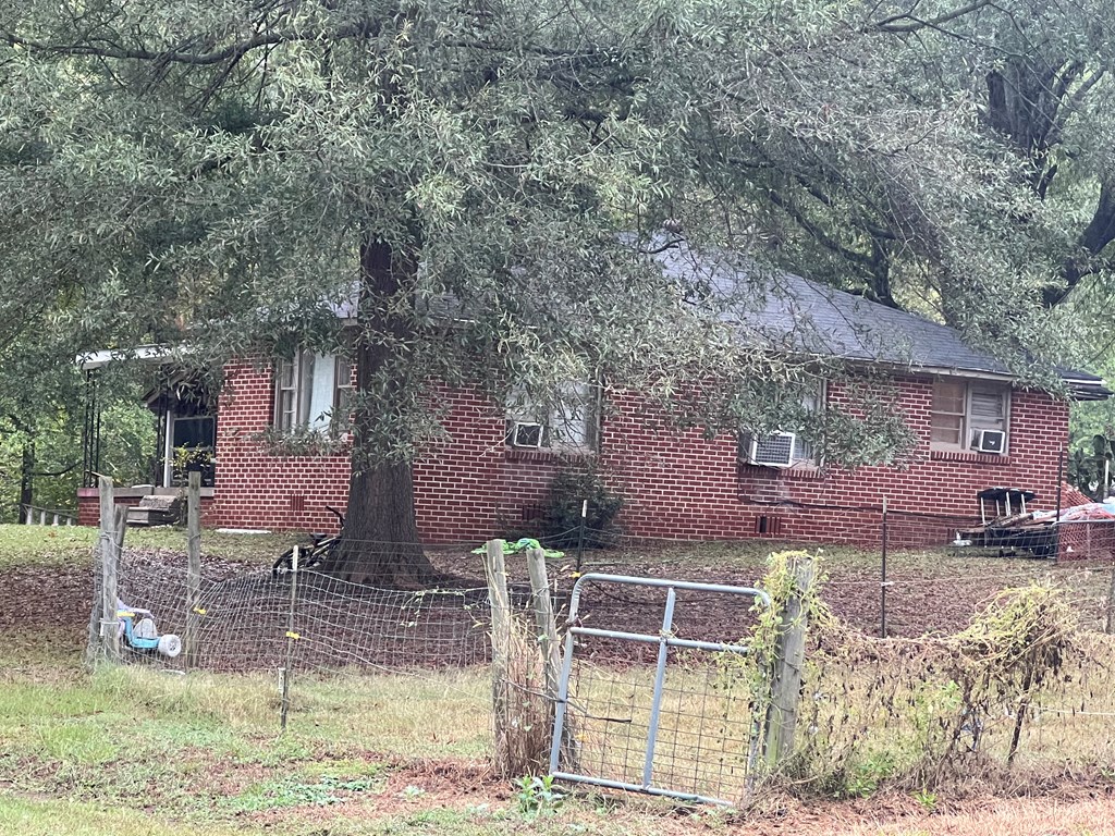 759 Carbondale Road Southwest Dalton, GA 30721 - Photo 2 of 22 Gallery Image 2