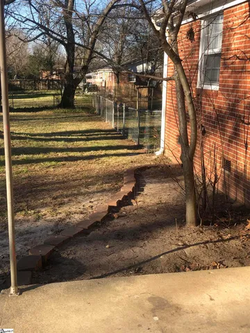 $1,595 | 414 Lanewood Drive, Greenville, SC 29607