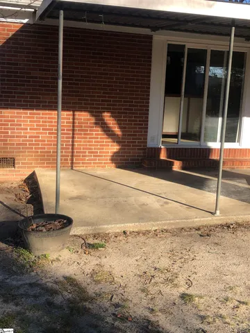 $1,595 | 414 Lanewood Drive, Greenville, SC 29607