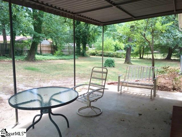 414 Lanewood Drive Greenville, SC 29607 - Photo 4 of 26