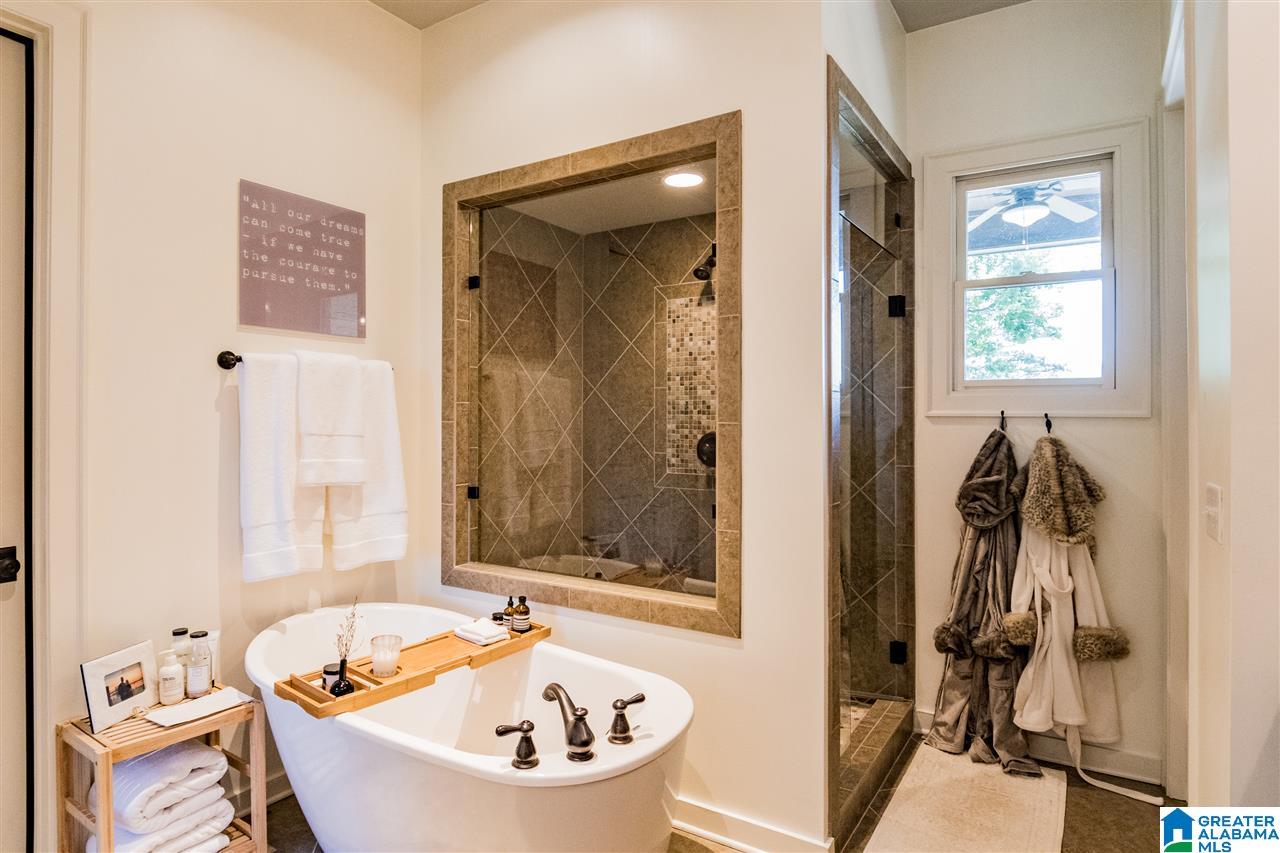 1447 Ridge Road Birmingham, AL 35209 - Photo 19 of 36