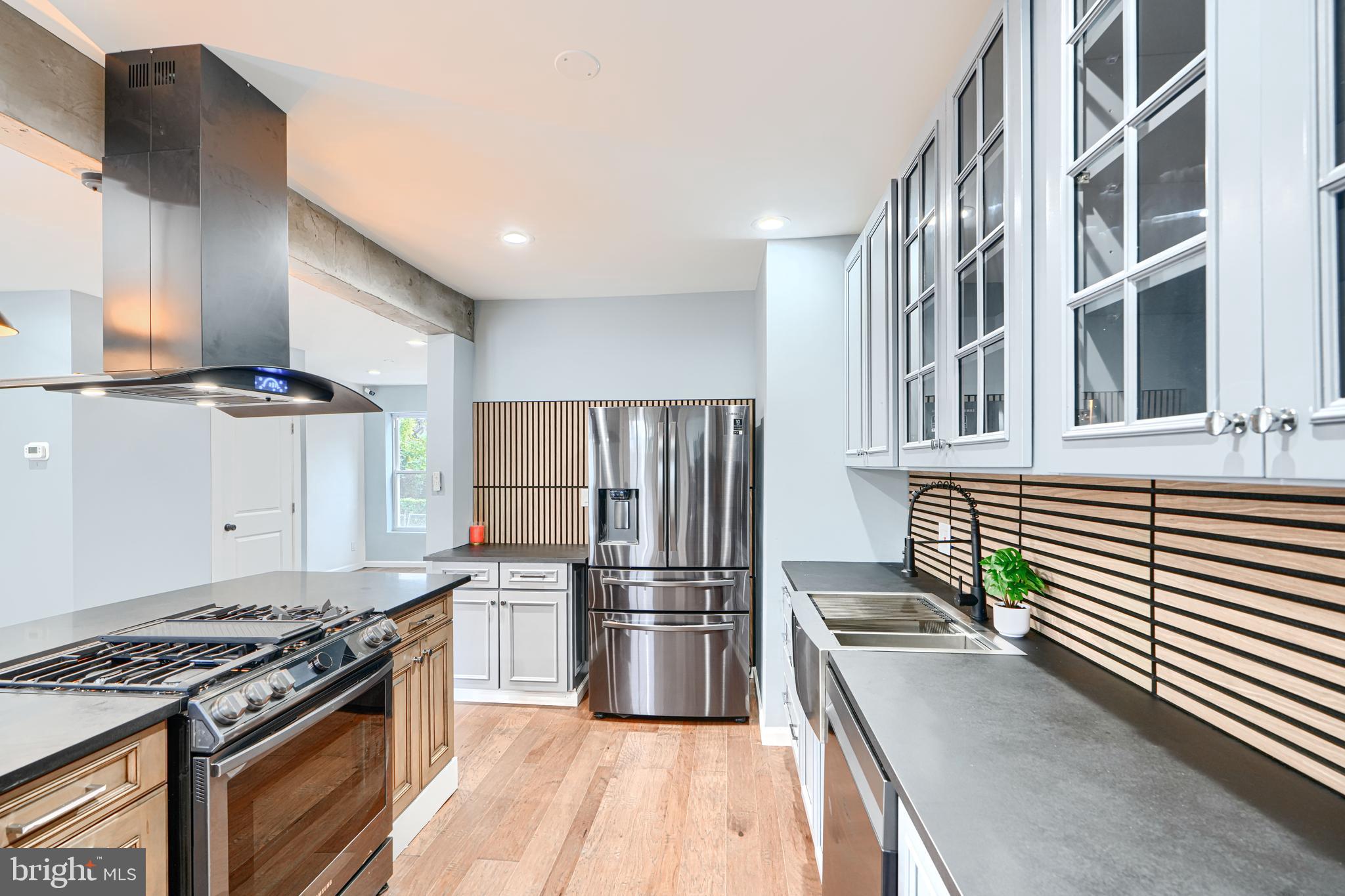 5201 Beaufort Avenue Baltimore, MD 21215 - Photo 14 of 55