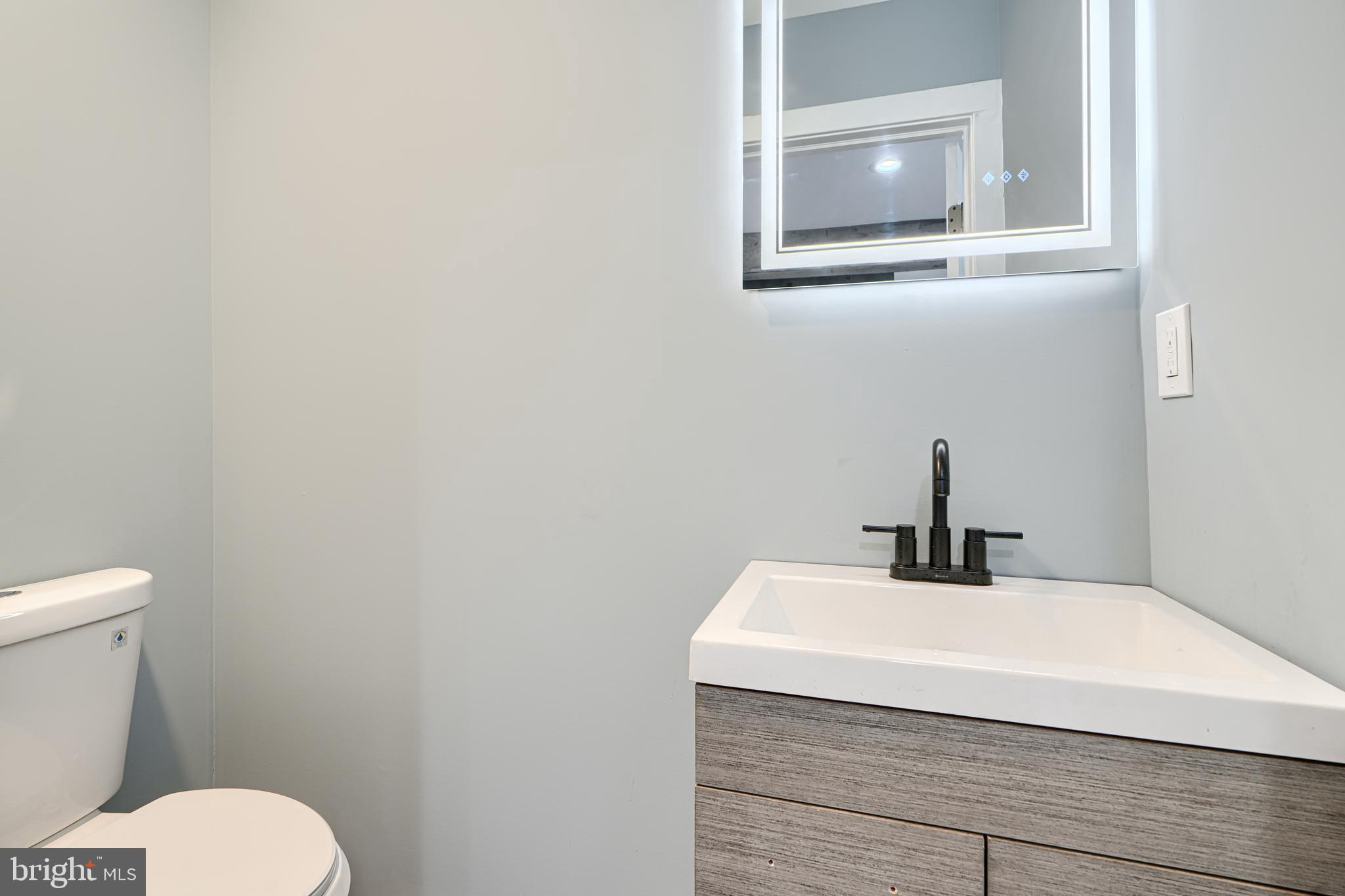 5201 Beaufort Avenue Baltimore, MD 21215 - Photo 20 of 55