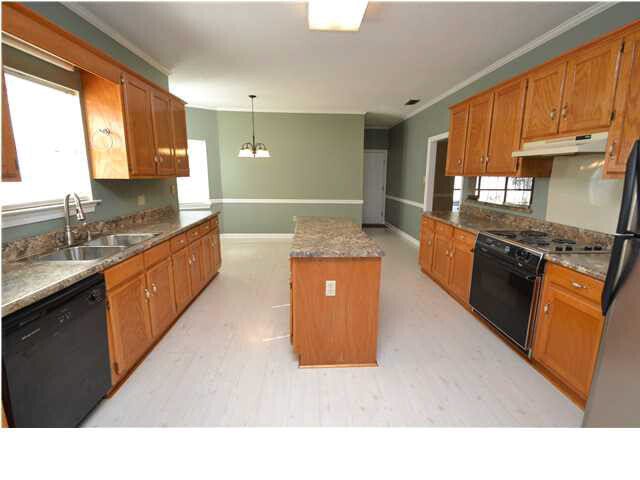3090 Teal Court Mobile, AL 36695 - Photo 2 of 22