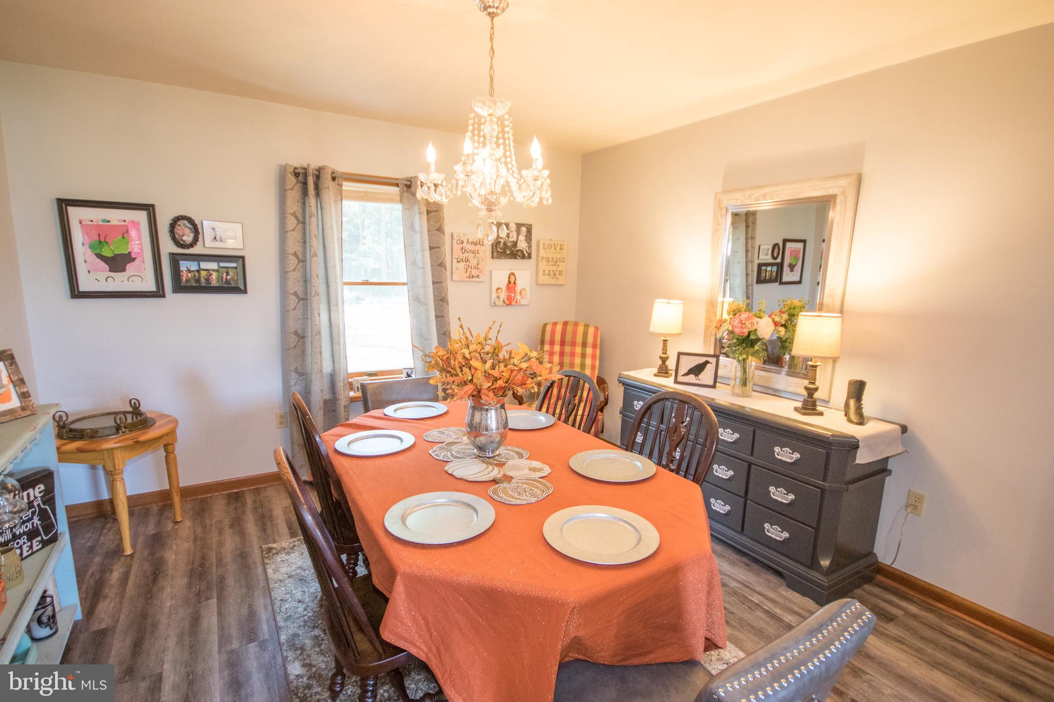 29325 West Line Road Delmar, MD 21875 - Photo 11 of 49 Dining room