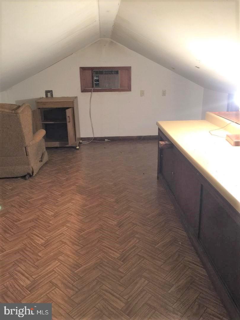 29325 West Line Road Delmar, MD 21875 - Photo 35 of 49 Room above garage