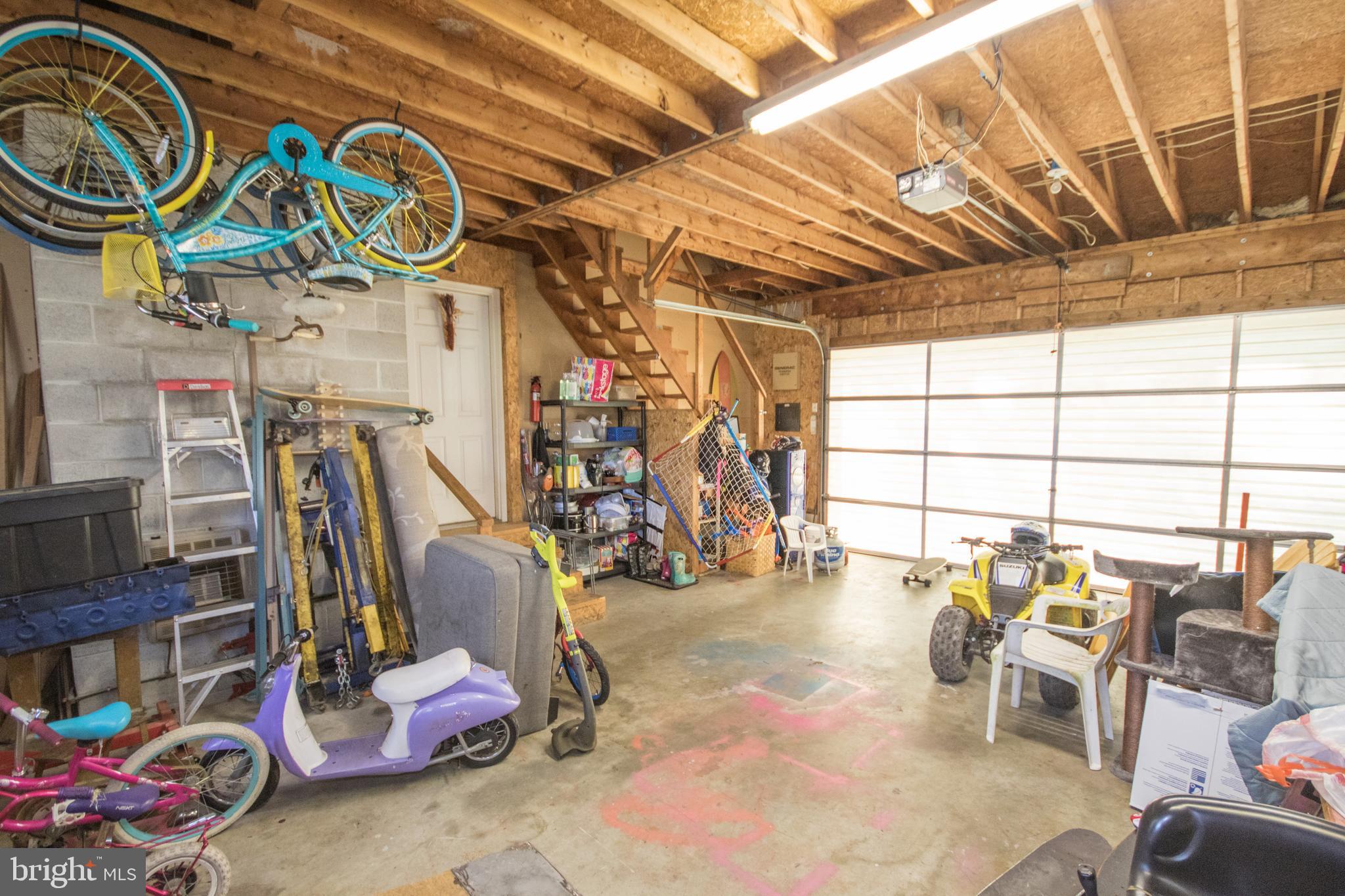 29325 West Line Road Delmar, MD 21875 - Photo 37 of 49 Garage