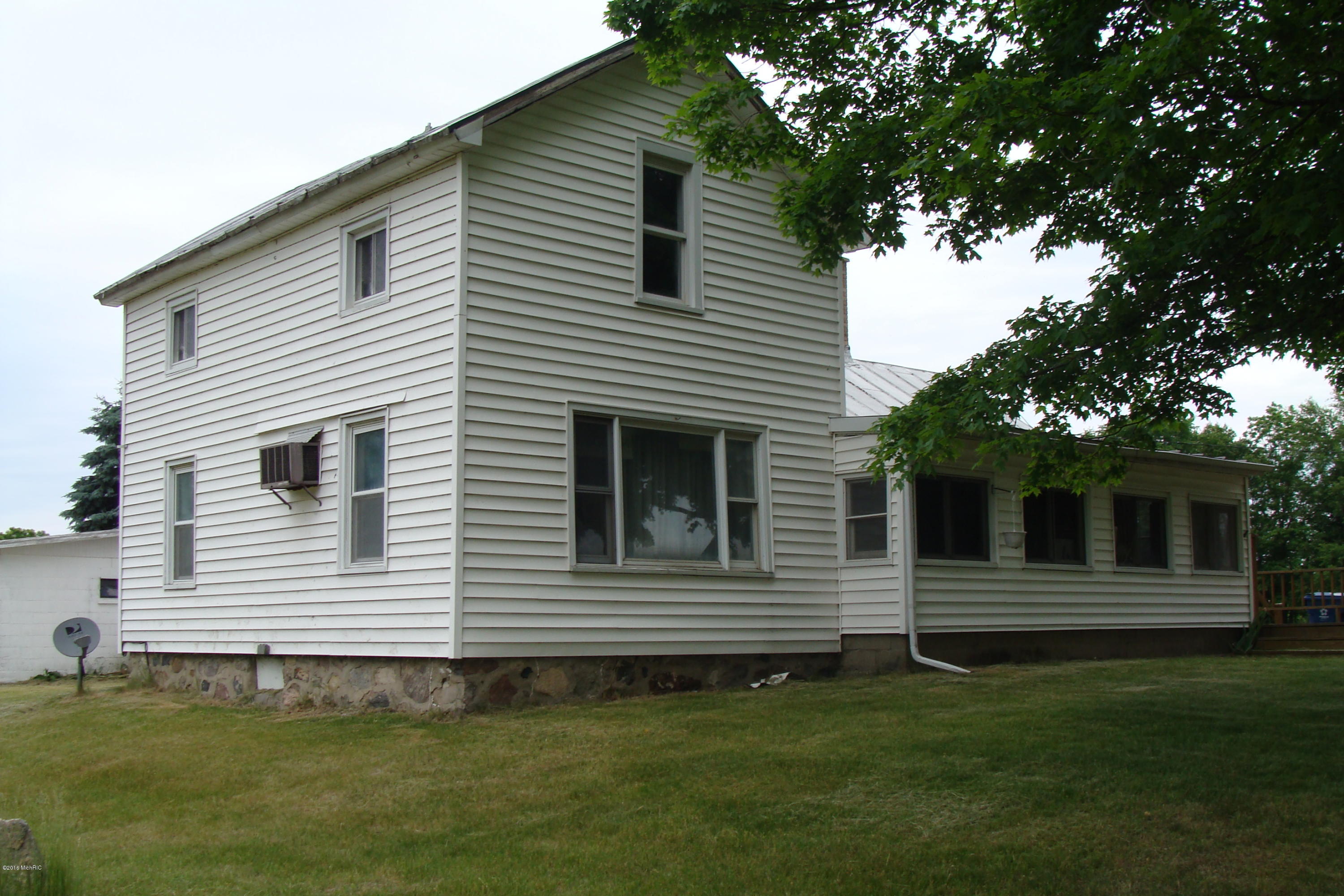 108 West Rose Road Coldwater, MI 49036 - Photo 1 of 11 DSC02159