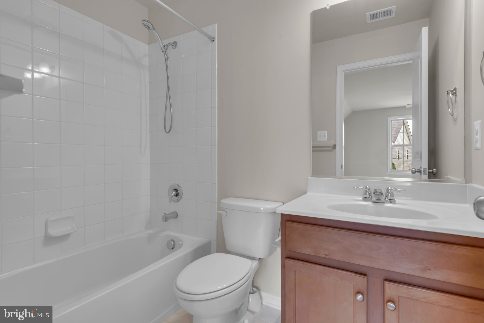 8155 Ridgely Loop Severn, MD 21144 - Photo 37 of 45 Gallery Image 37