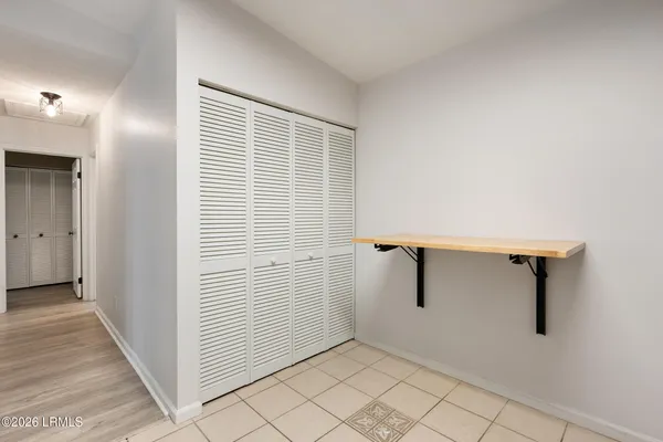 $230,000 | 96 Mathews Drive, Unit 151, Hilton Head Island, SC 29926