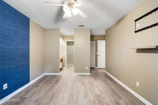 $230,000 | 96 Mathews Drive, Unit 151, Hilton Head Island, SC 29926