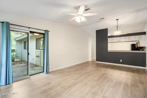 $230,000 | 96 Mathews Drive, Unit 151, Hilton Head Island, SC 29926