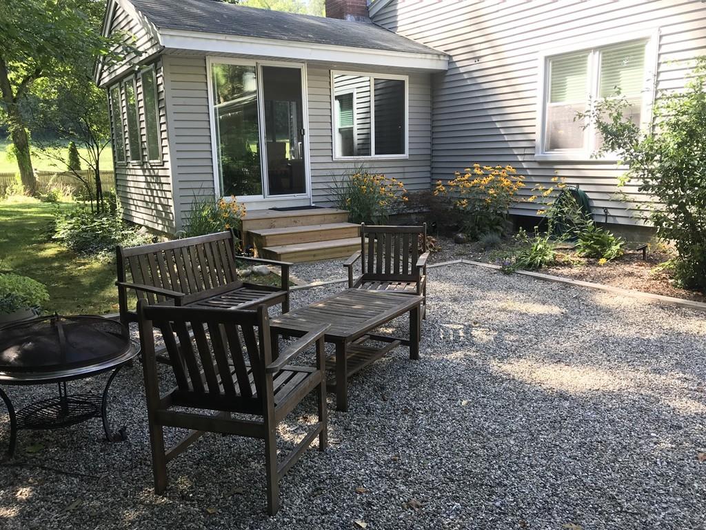 120 West Farms Road Northampton, MA 01062 - Photo 5 of 30